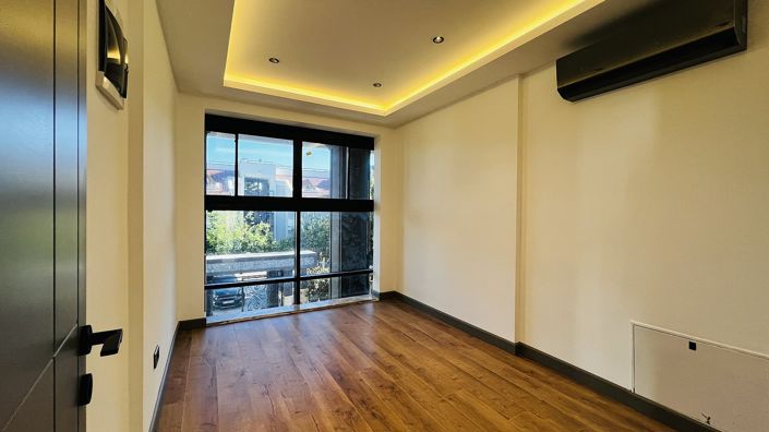 Image No.17-6 Bed House/Villa for sale