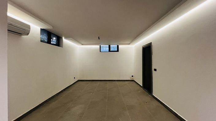 Image No.22-6 Bed House/Villa for sale