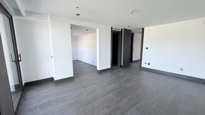 Image No.16-6 Bed House/Villa for sale