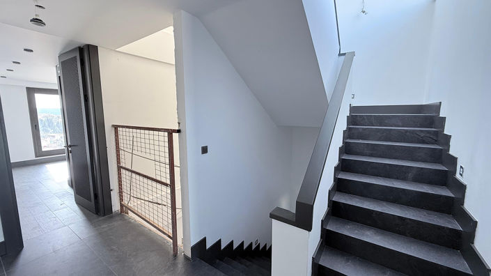 Image No.28-6 Bed House/Villa for sale