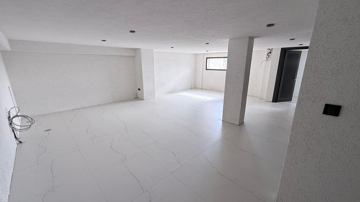 Image No.29-6 Bed House/Villa for sale