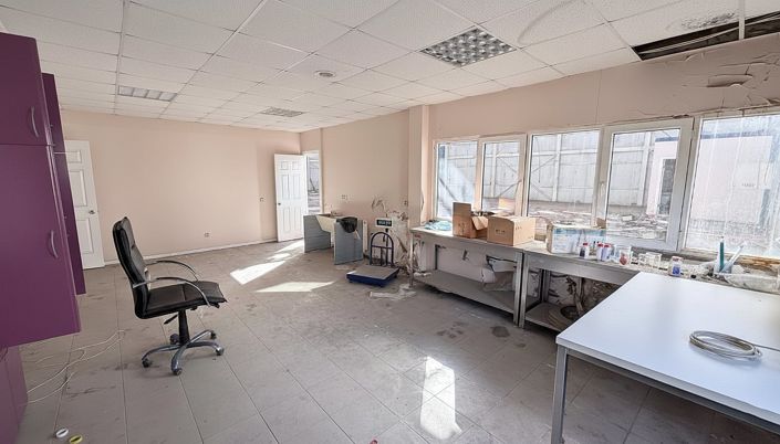 Image No.22-15 Bed Commercial for sale