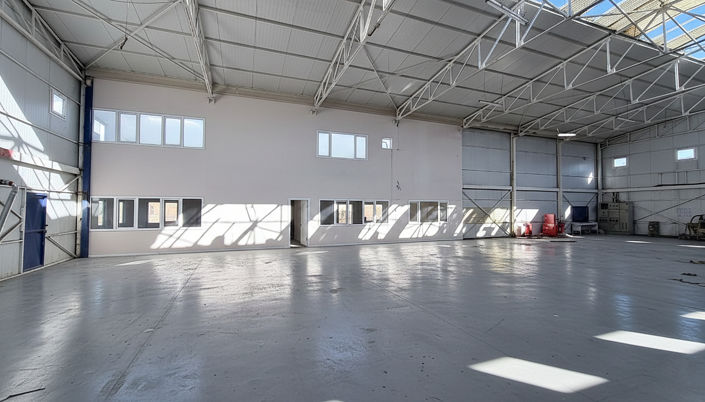 Image No.38-15 Bed Commercial for sale