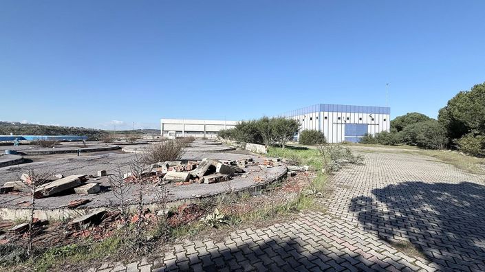 Image No.6-15 Bed Commercial for sale