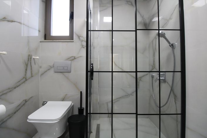 Image No.28-4 Bed Apartment for sale