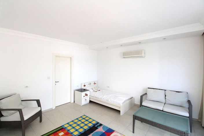 Image No.23-4 Bed House/Villa for sale