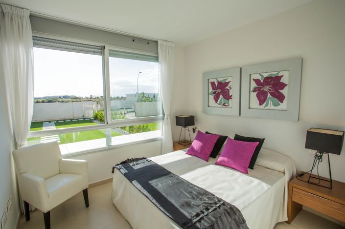 Image No.22-3 Bed Apartment for sale