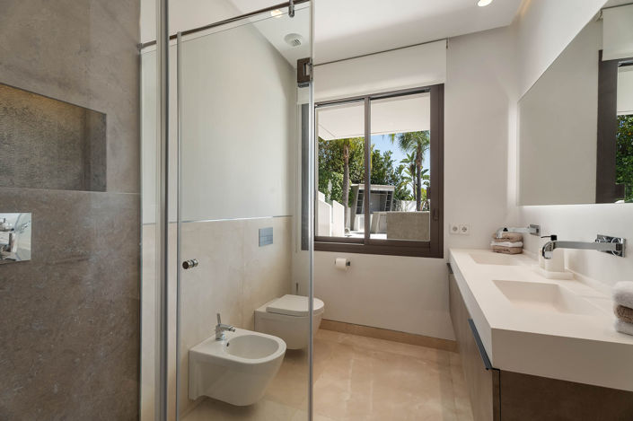 Image No.33-6 Bed House/Villa for sale