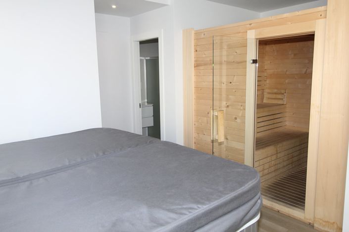 Image No.25-3 Bed Apartment for sale