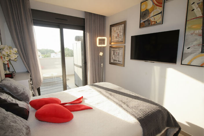 Image No.19-3 Bed Apartment for sale