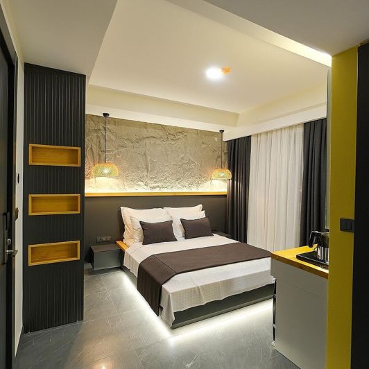 Image No.9-30 Bed Commercial for sale