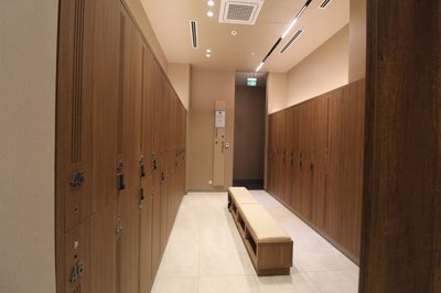 Exterior 10