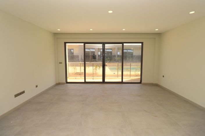 Image No.10-1 Bed Apartment for sale