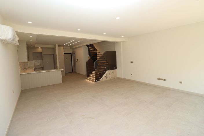 Image No.12-1 Bed Apartment for sale