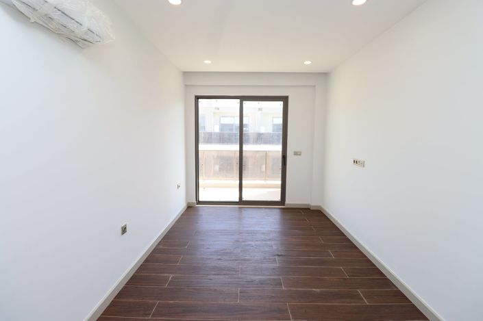 Image No.19-1 Bed Apartment for sale