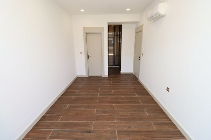 Image No.18-3 Bed Apartment for sale