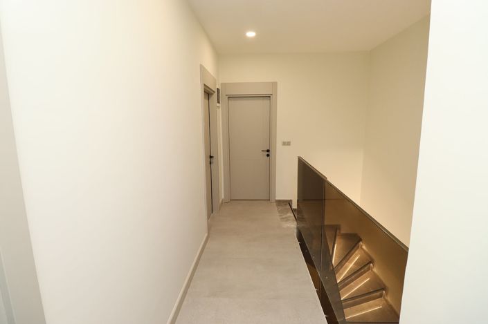 Image No.29-3 Bed Apartment for sale