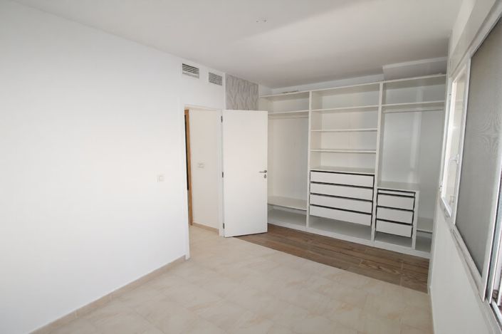 Image No.21-2 Bed House/Villa for sale