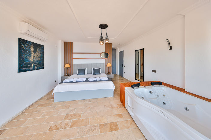 Image No.30-4 Bed House/Villa for sale