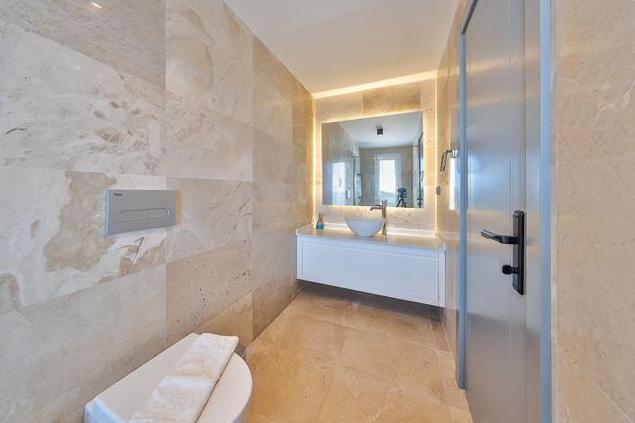 Image No.38-4 Bed House/Villa for sale