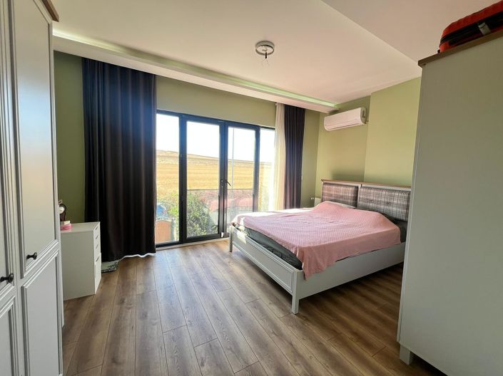 Image No.17-Maison / Villa de 4 chambres à vendre à Büyükçekmece