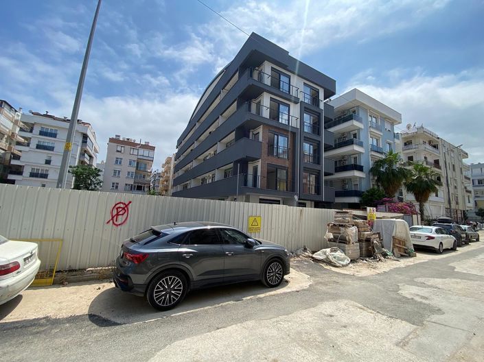 Image No.9-3 Bed Apartment for sale