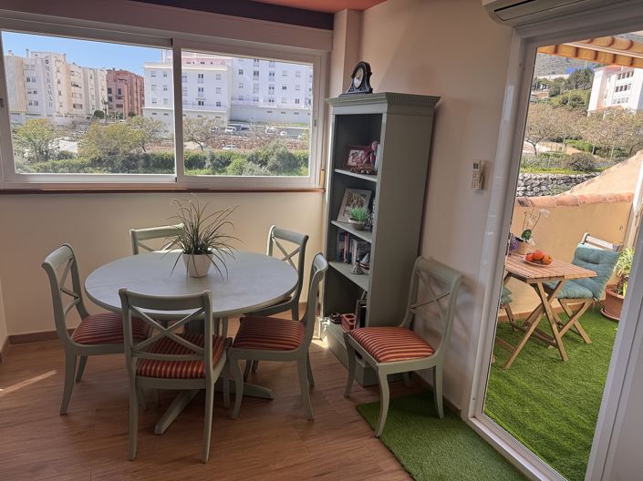 Image No.13-4 Bed Apartment for sale