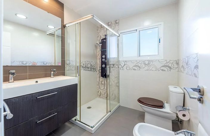 Image No.21-4 Bed Apartment for sale