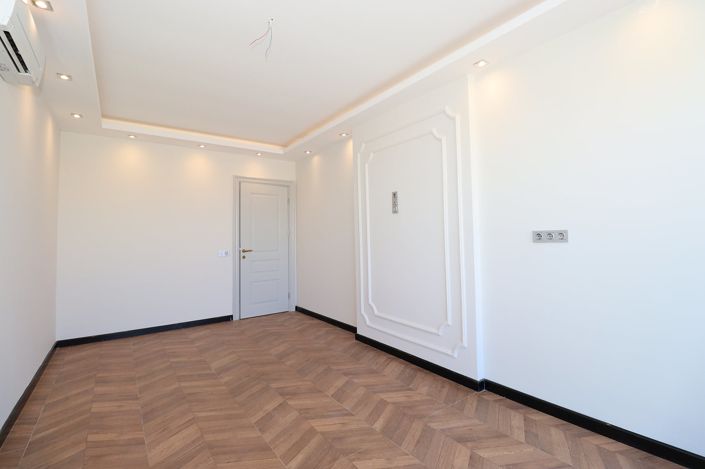 Image No.33-5 Bed House/Villa for sale