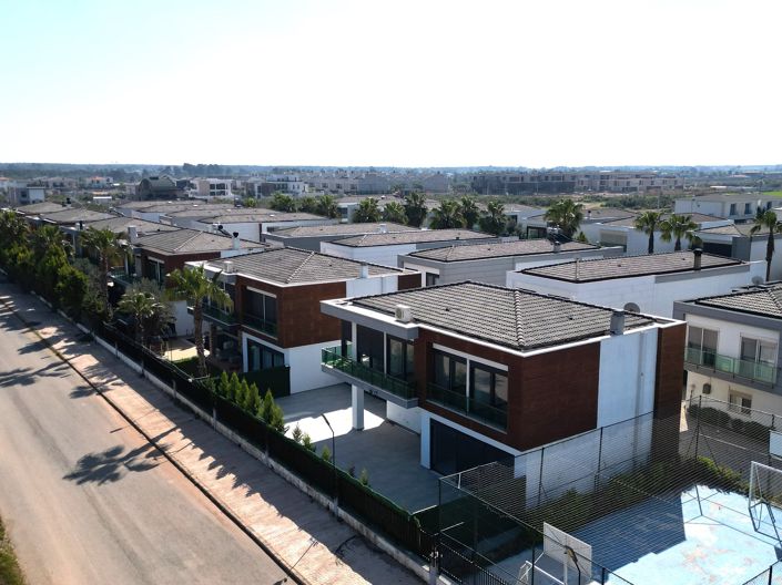 Image No.6-5 Bed House/Villa for sale