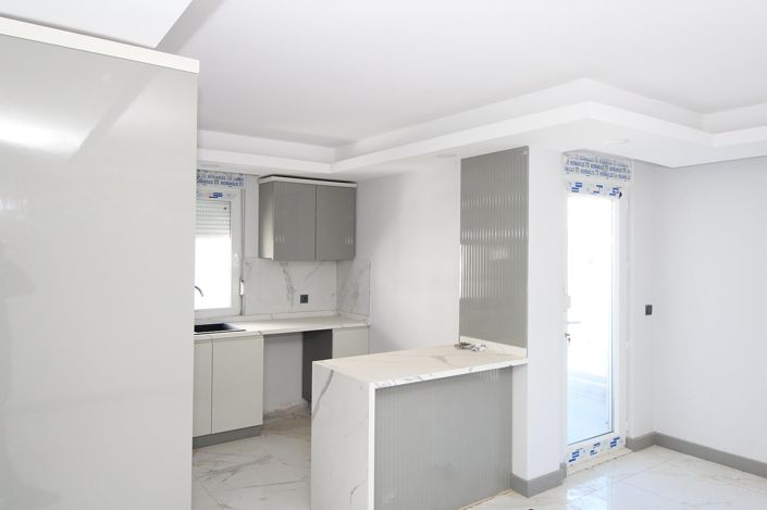 Image No.20-3 Bed Apartment for sale