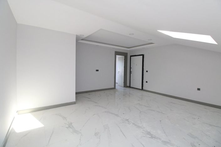 Image No.24-3 Bed Apartment for sale