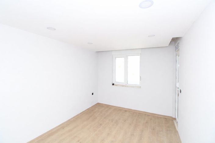 Image No.29-3 Bed Apartment for sale