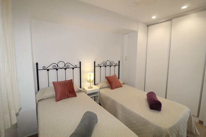 Image No.18-2 Bed Apartment for sale