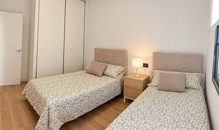 Image No.9-3 Bed Apartment for sale