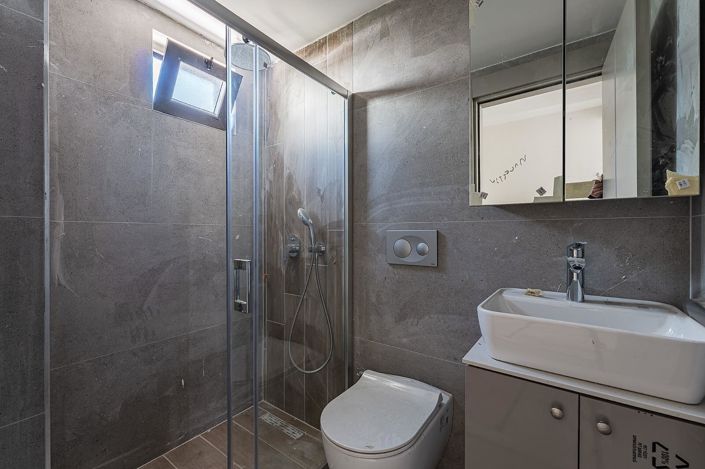 Image No.11-3 Bed Apartment for sale