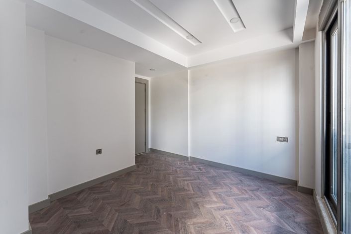 Image No.7-3 Bed Apartment for sale