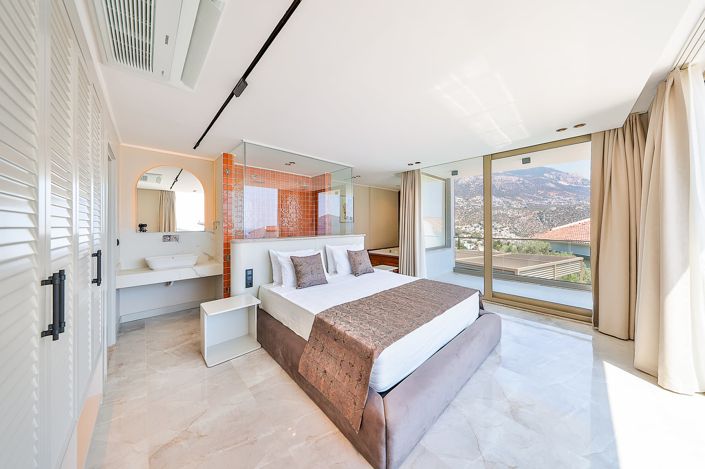 Image No.44-5 Bed House/Villa for sale