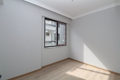 Interior 7