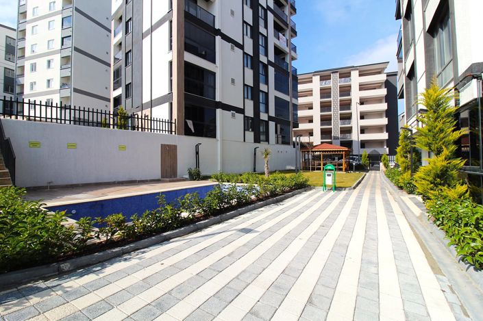 Image No.10-4 Bed Apartment for sale