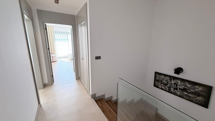 Image No.22-4 Bed House/Villa for sale