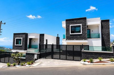 Exterior 10