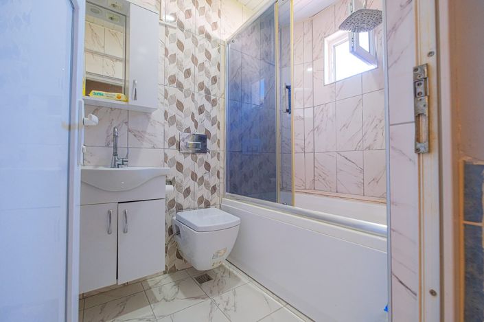 Image No.30-4 Bed House/Villa for sale