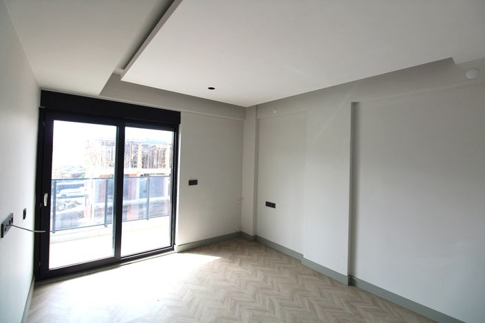 Image No.15-3 Bed Apartment for sale