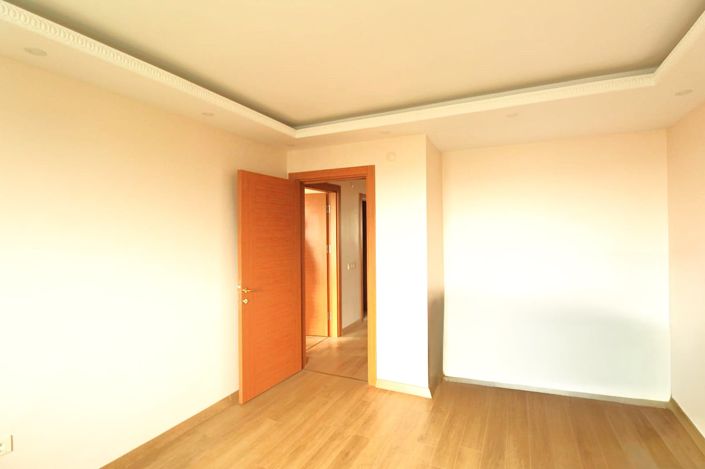 Image No.27-10 Bed House/Villa for sale