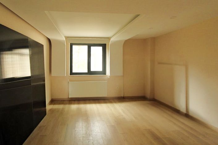 Image No.29-10 Bed House/Villa for sale