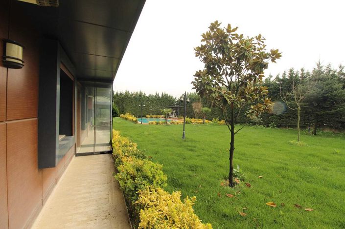 Image No.8-10 Bed House/Villa for sale