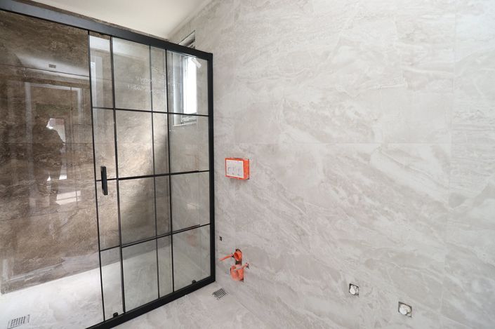 Image No.25-4 Bed Apartment for sale