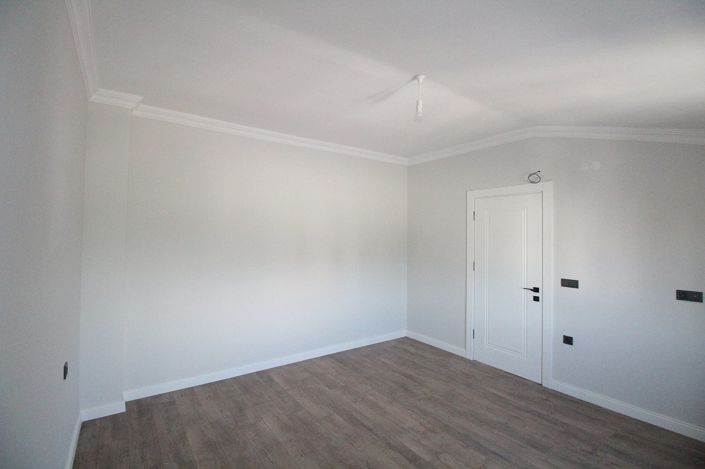 Image No.17-3 Bed Apartment for sale