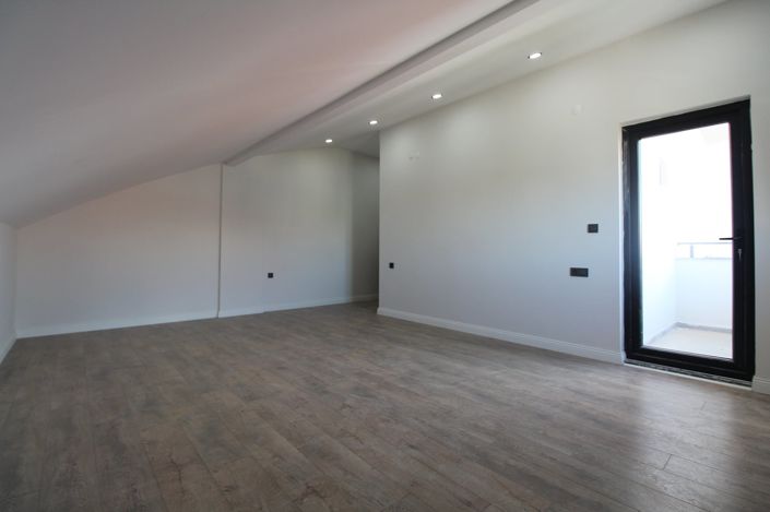 Image No.11-Appartement de 1 chambre à vendre à Side